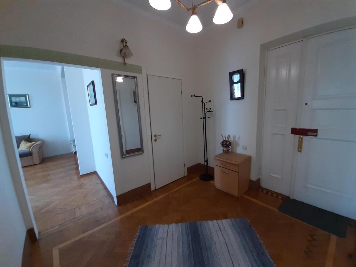 Apartment On Hretska 26/28 โอเดสซา ภายนอก รูปภาพ