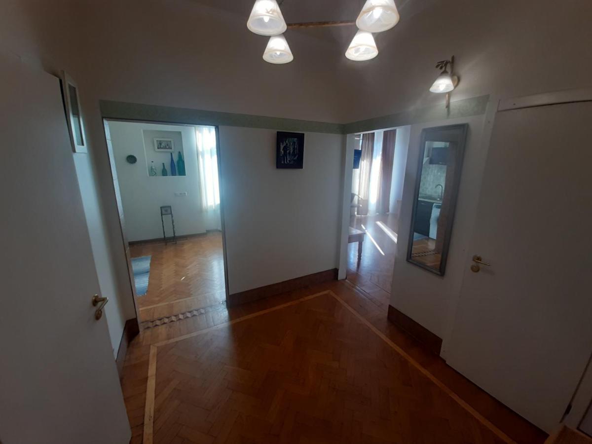 Apartment On Hretska 26/28 โอเดสซา ภายนอก รูปภาพ